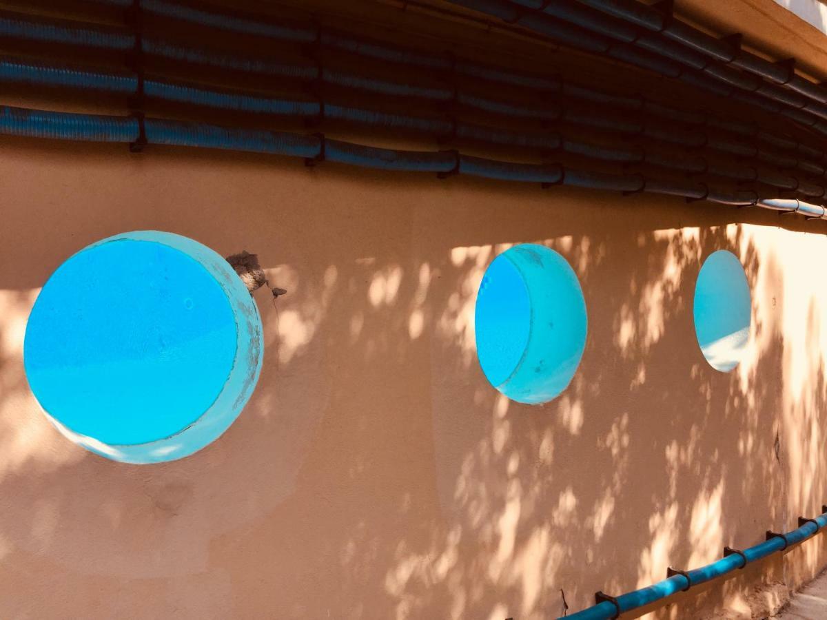 Studio 4 Personnes Avec Piscine, Tennis Apartment Hyères Екстериор снимка