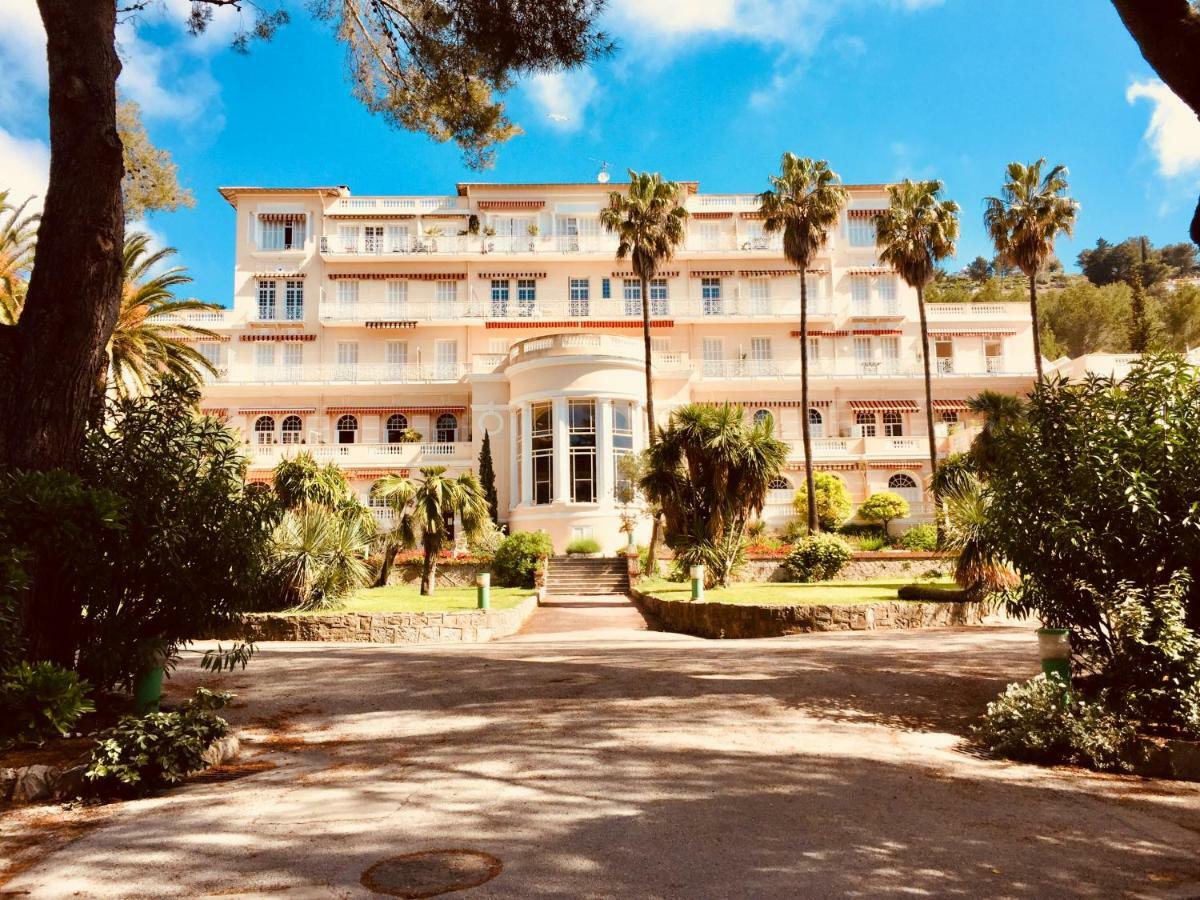 Studio 4 Personnes Avec Piscine, Tennis Apartment Hyères Екстериор снимка